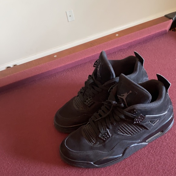 Size 12 REAL JORDAN IV BLACK CATS main image 7